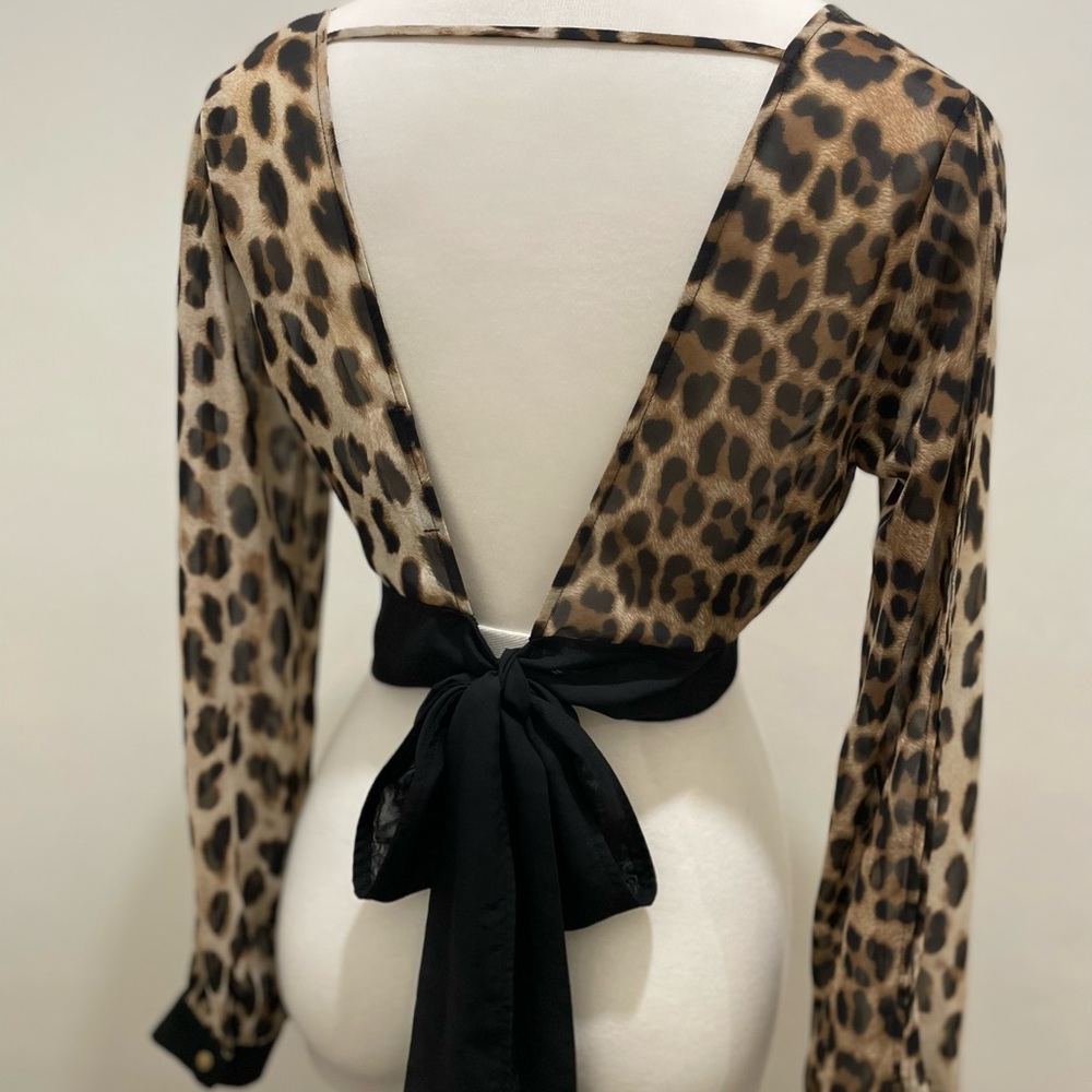 Leopard Print Top - Picture 3 of 4